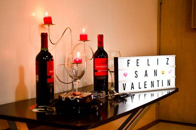 Muebles de metal que te enamorarán en el mes del amor